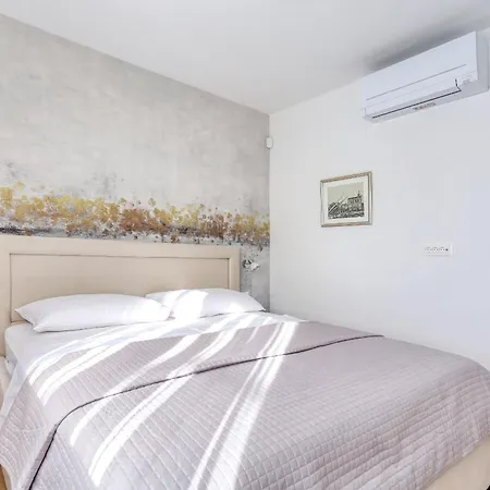 Villa Palace - Crowonder Luxury Rent *