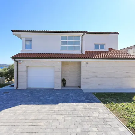 Palace - Crowonder Luxury Rent Villa Sveti Filip i Jakov