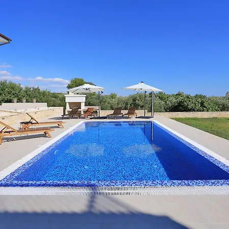 Villa Palace - Crowonder Luxury Rent *