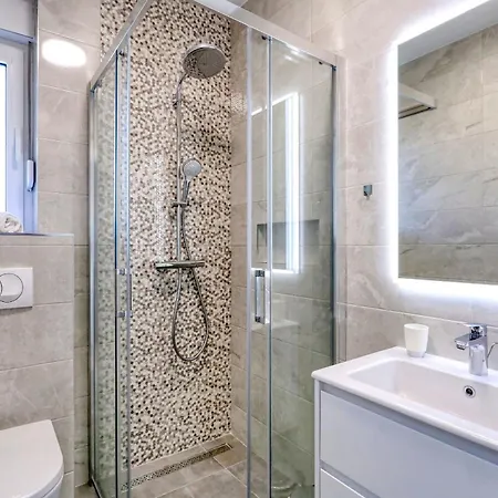 Villa Palace - Crowonder Luxury Rent